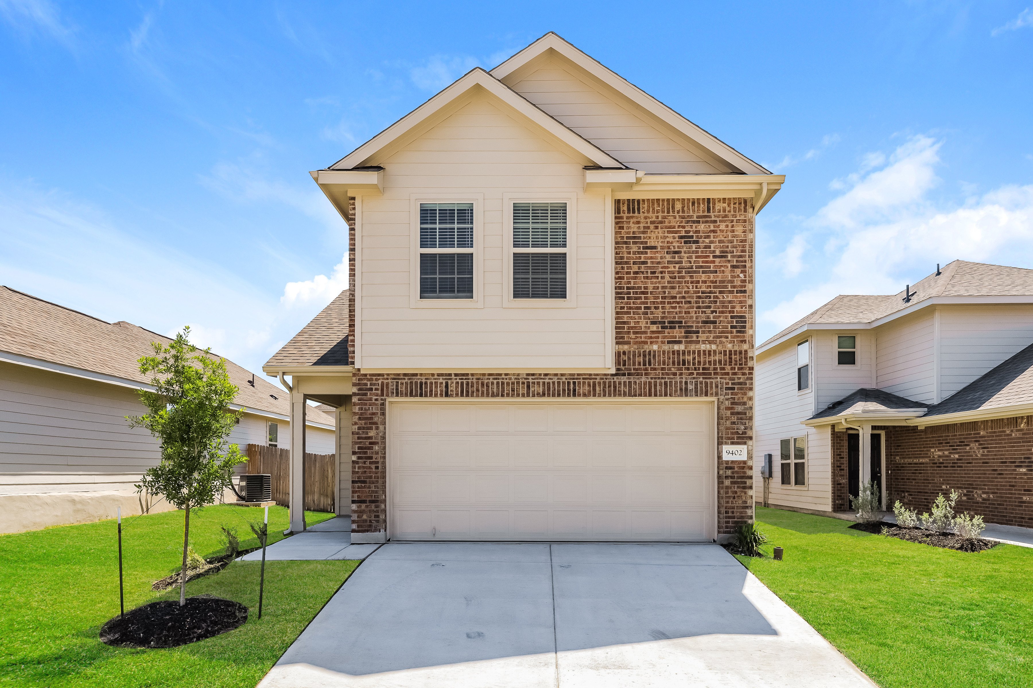 9402 Dogwood Hill (1)